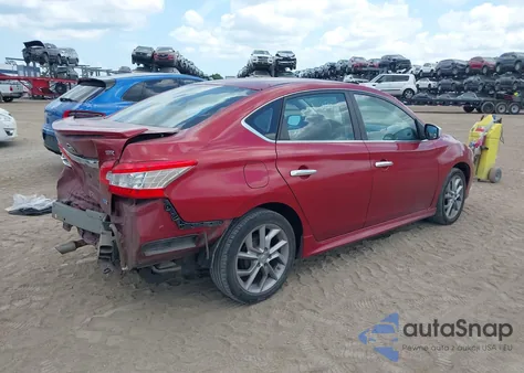 2014 Nissan Sentra Sr z USA, uszkodzony, nr VIN 3N1AB7AP4EY292321